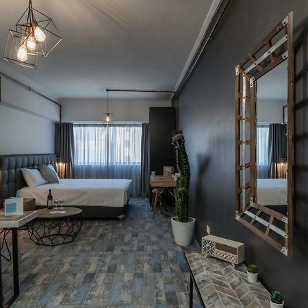 Superb Industrial Style Lodge Heart Of アテネ エクステリア 写真