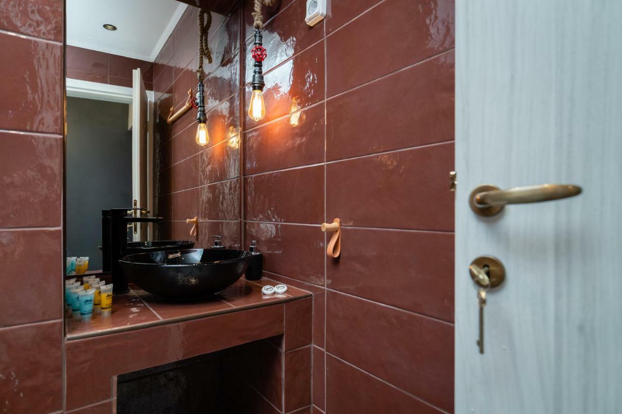 Superb Industrial Style Lodge Heart Of アテネ エクステリア 写真