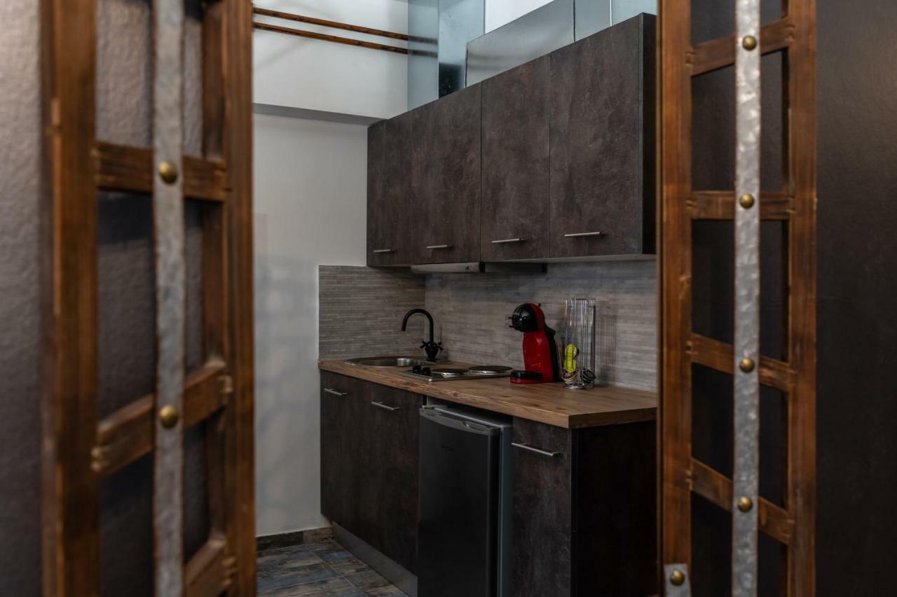 Superb Industrial Style Lodge Heart Of アテネ エクステリア 写真