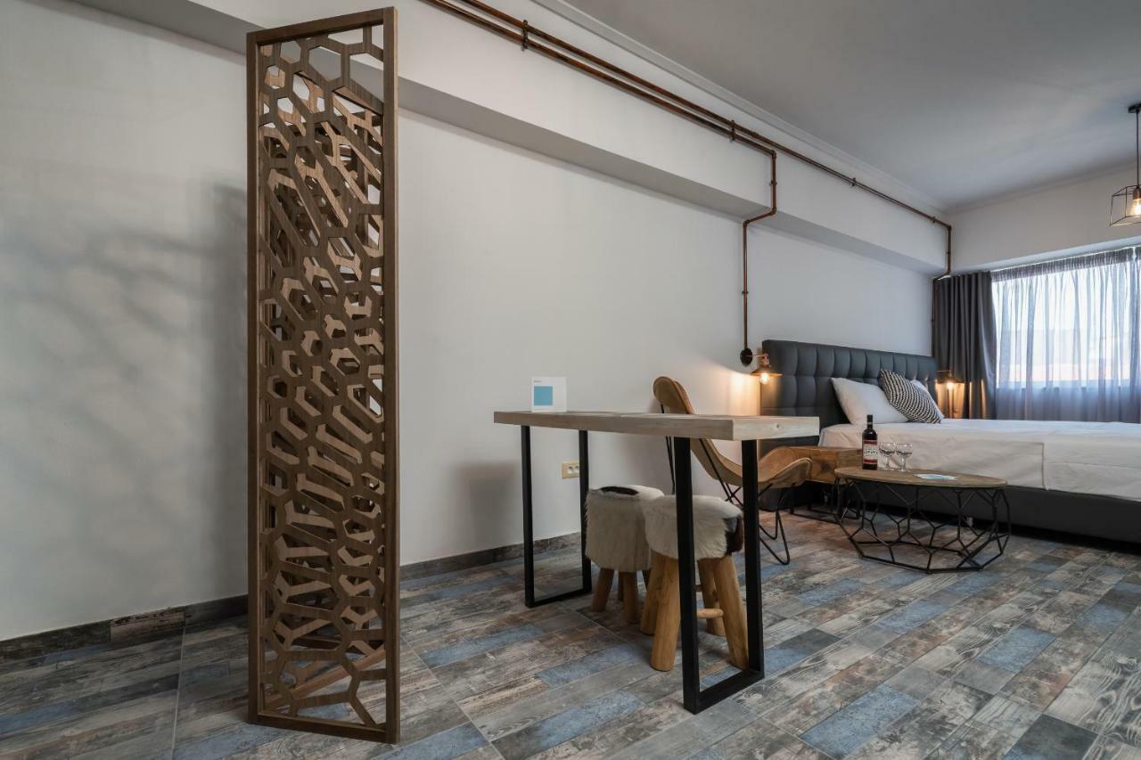 Superb Industrial Style Lodge Heart Of アテネ エクステリア 写真