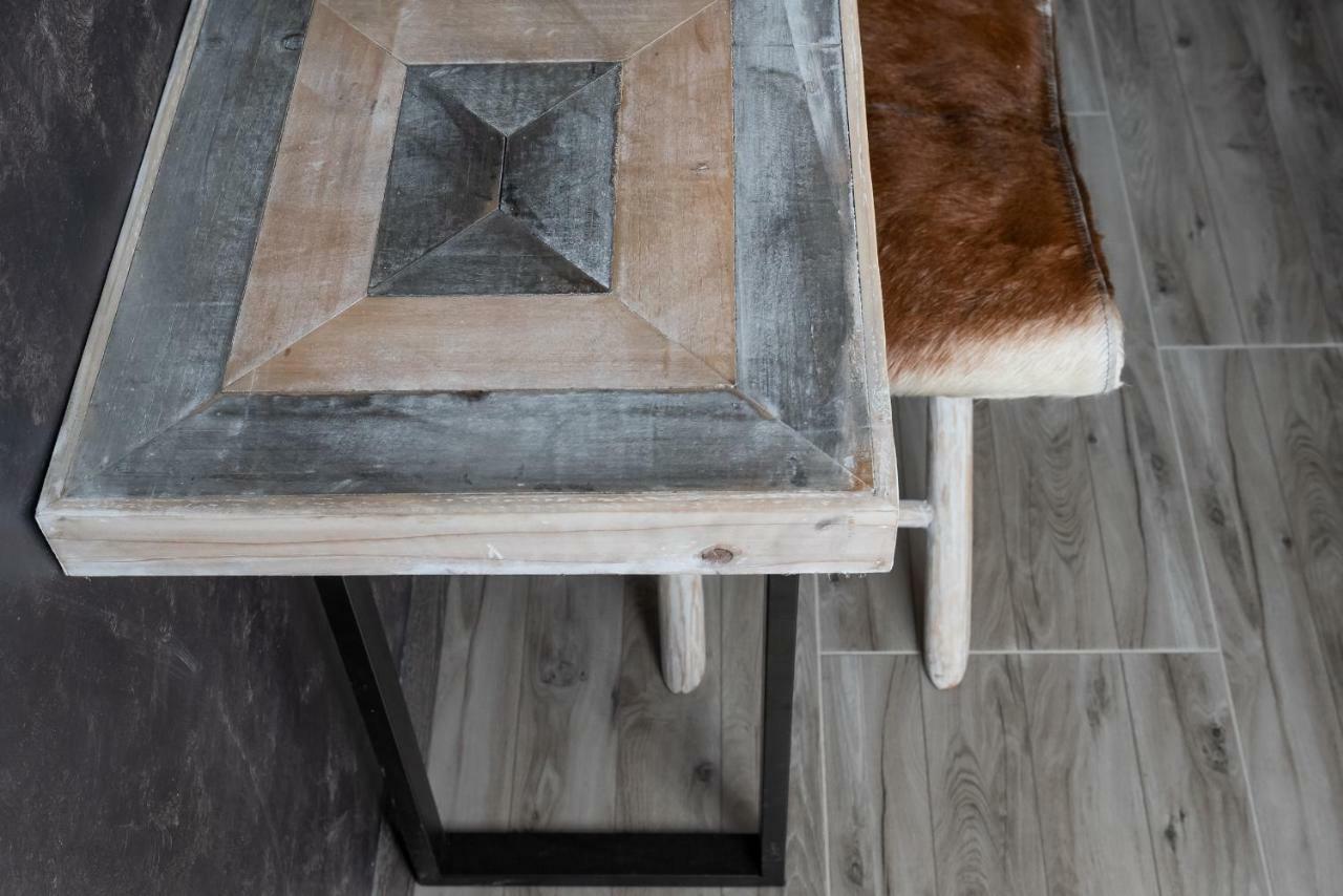 Superb Industrial Style Lodge Heart Of アテネ エクステリア 写真