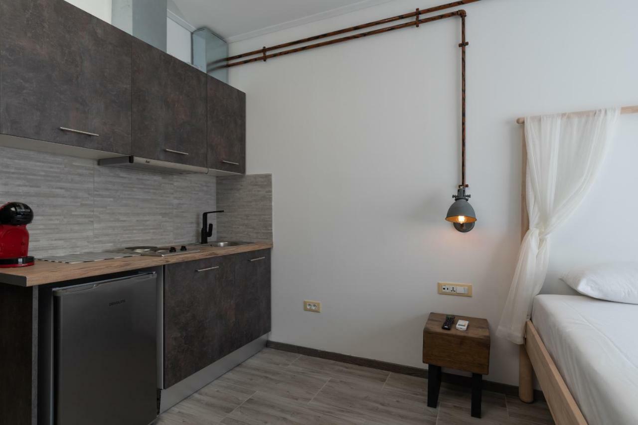 Superb Industrial Style Lodge Heart Of アテネ エクステリア 写真