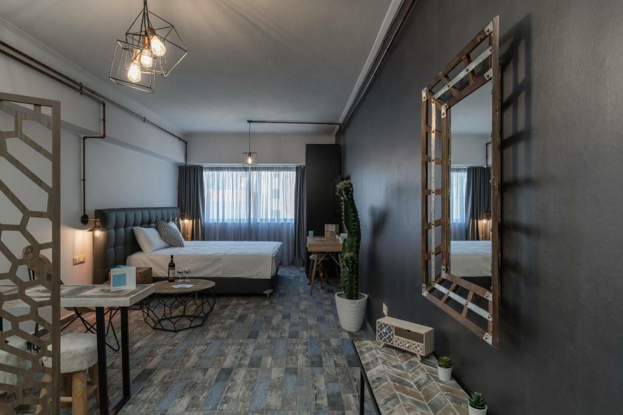 Superb Industrial Style Lodge Heart Of アテネ エクステリア 写真