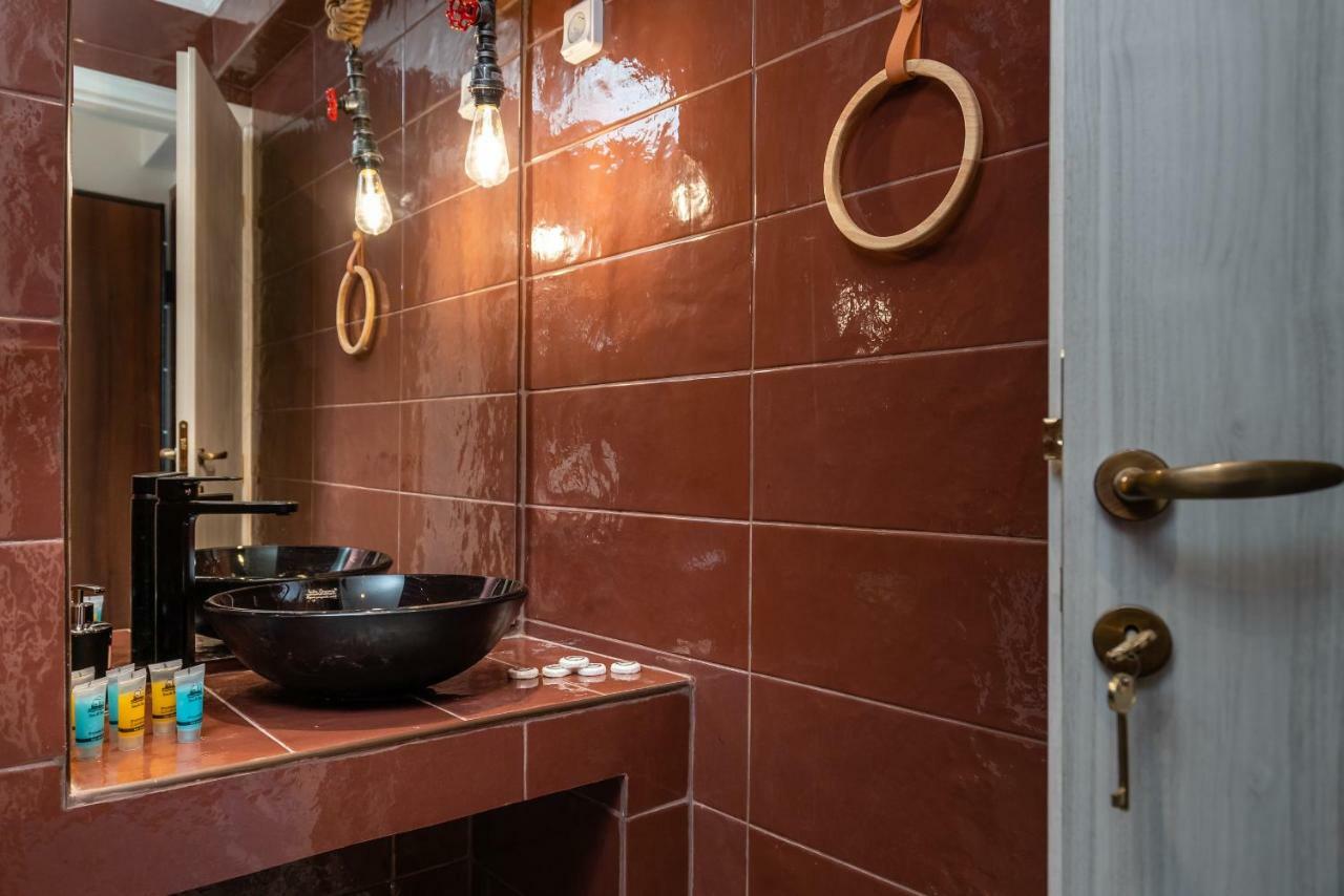 Superb Industrial Style Lodge Heart Of アテネ エクステリア 写真